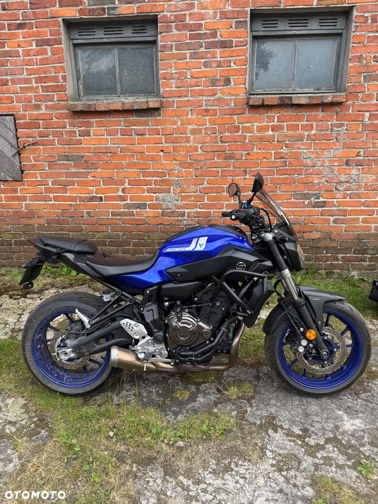 Yamaha MT - 2