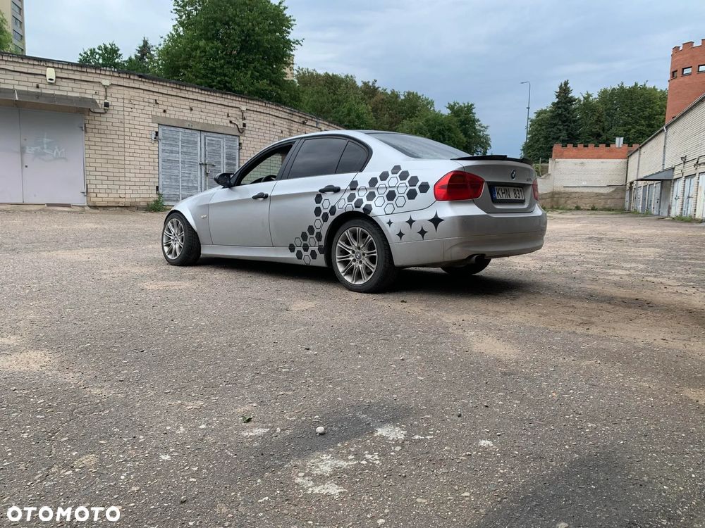 BMW Seria 3 335i - 3