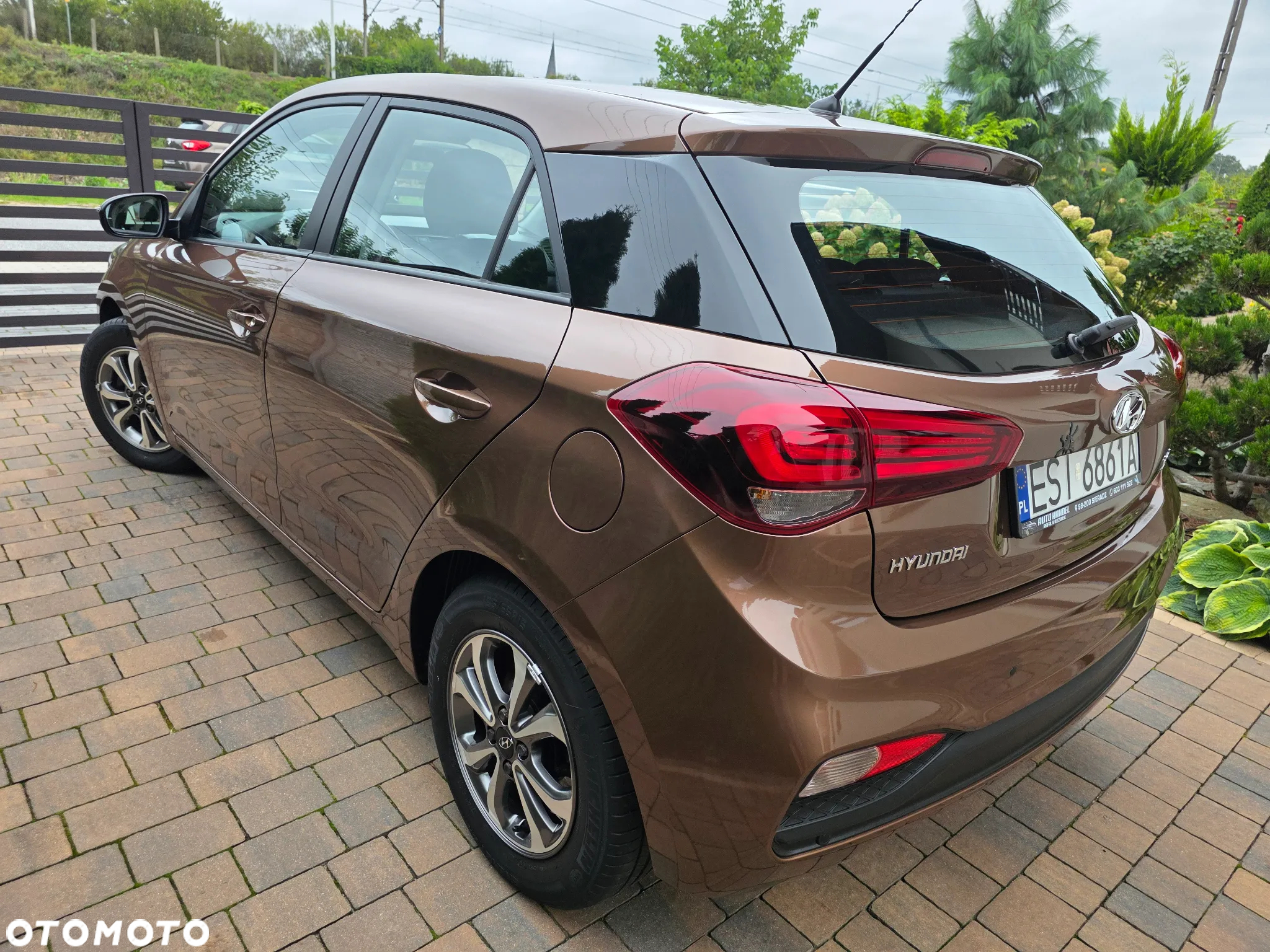 Hyundai i20 - 18