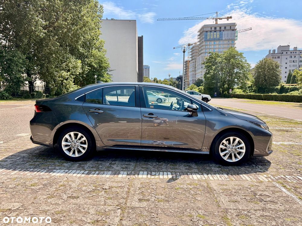 Toyota Corolla - 4