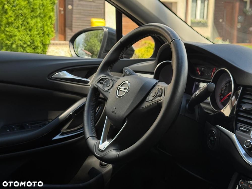 Opel Astra 1.6 Turbo Start/Stop Ultimate - 23