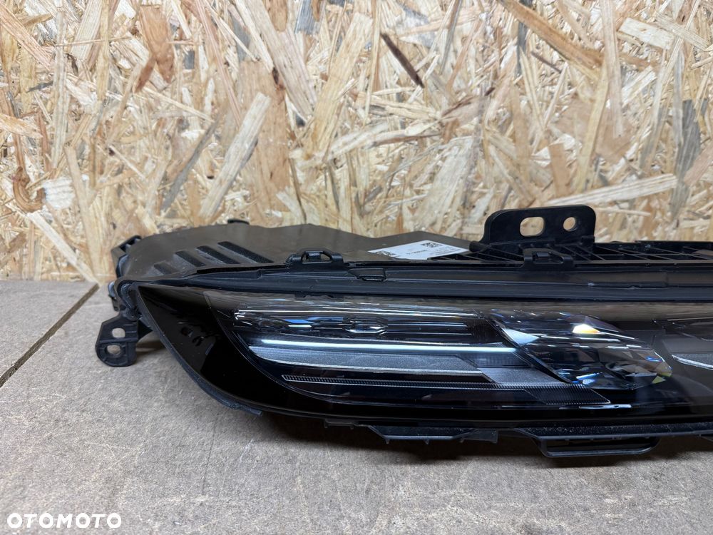 REFLEKTOR LAMPA LED BMW 7 i7 G70 SWAROVSKI CRYSTAL PRAWA ORYGINAŁ 9879936 - 10