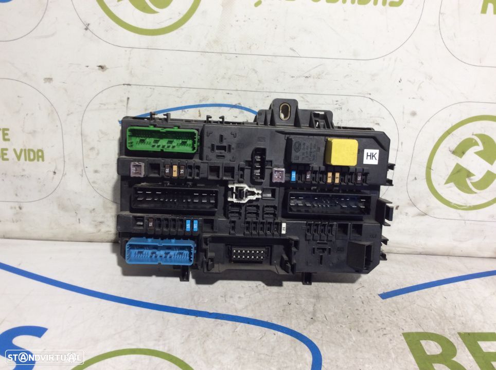 Caixa de fusíveis interior Opel Astra H Ref. 13206762