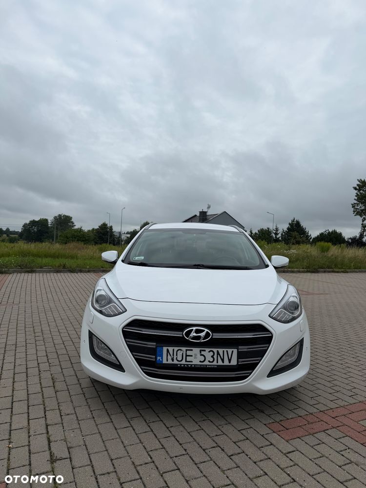 Hyundai i30 1.6 Premium - 2