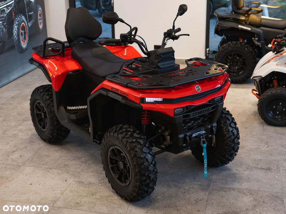 CFMoto CForce - 8