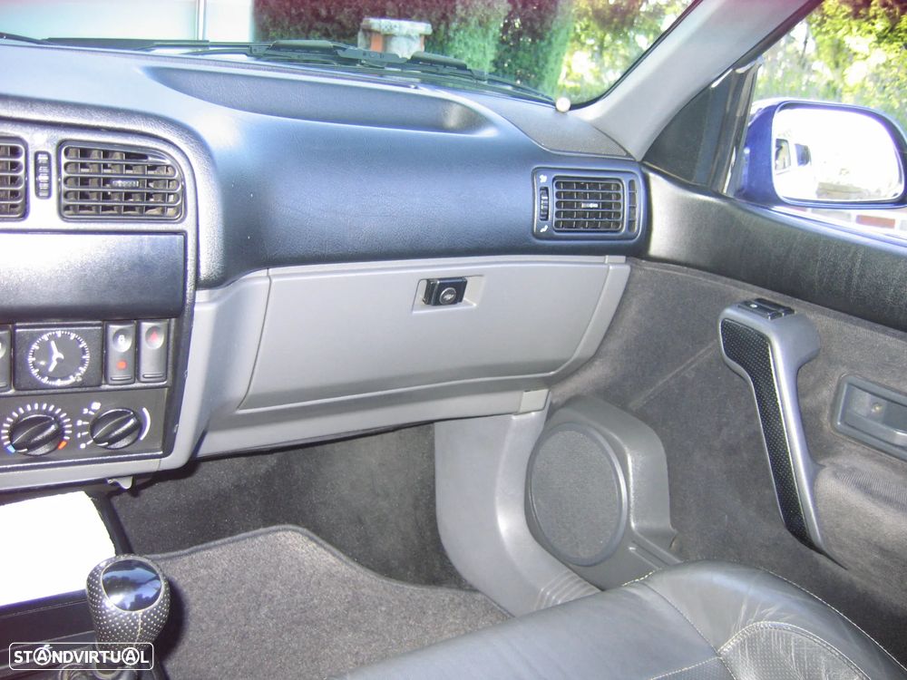 Renault 19 Cabriolet 1.8 - 13