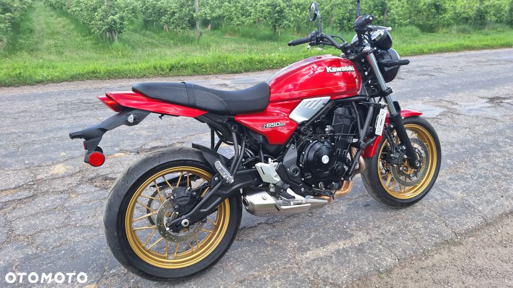 Kawasaki Z 650 RS - 36