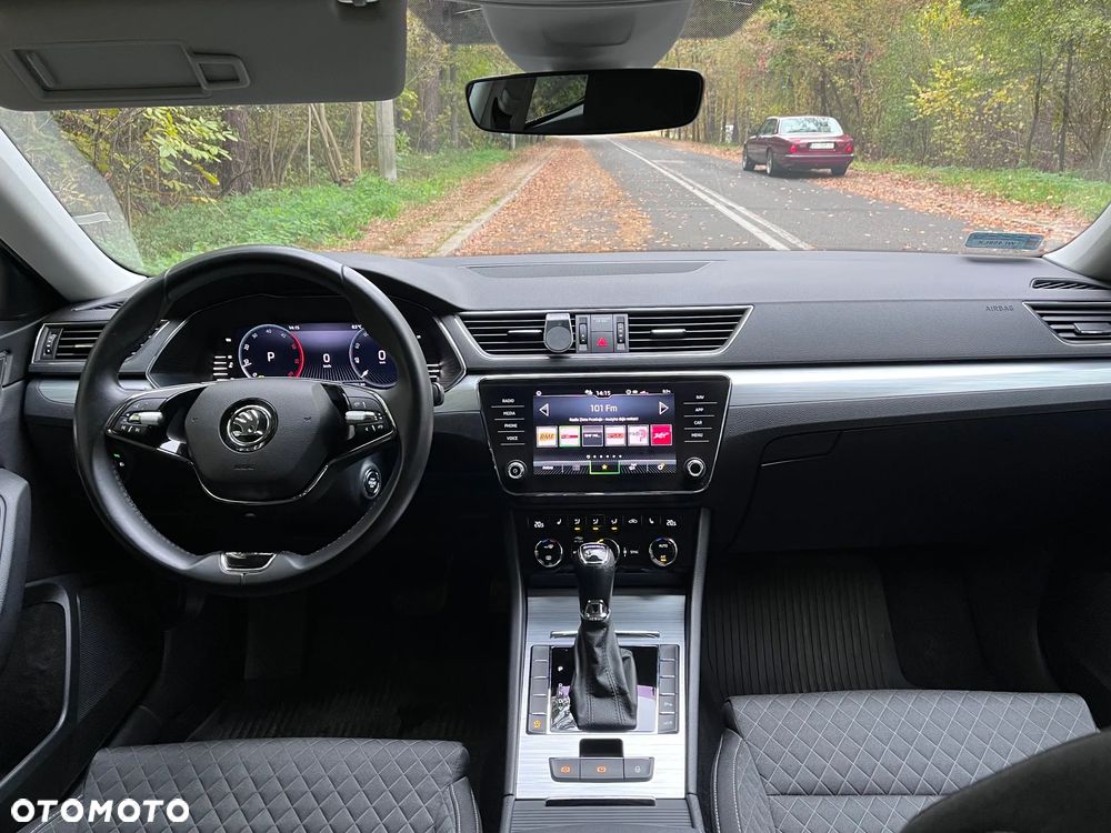 Skoda Superb 2.0 TDI SCR Ambition DSG - 10