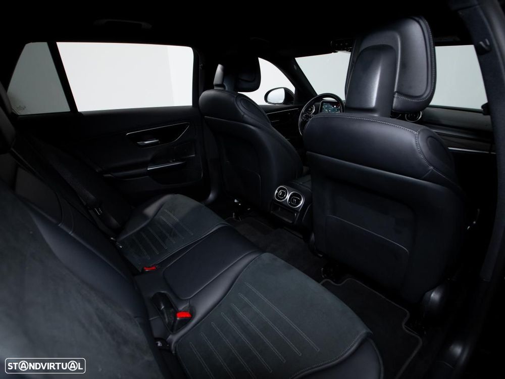 Mercedes-Benz C 300 d AMG Line - 12