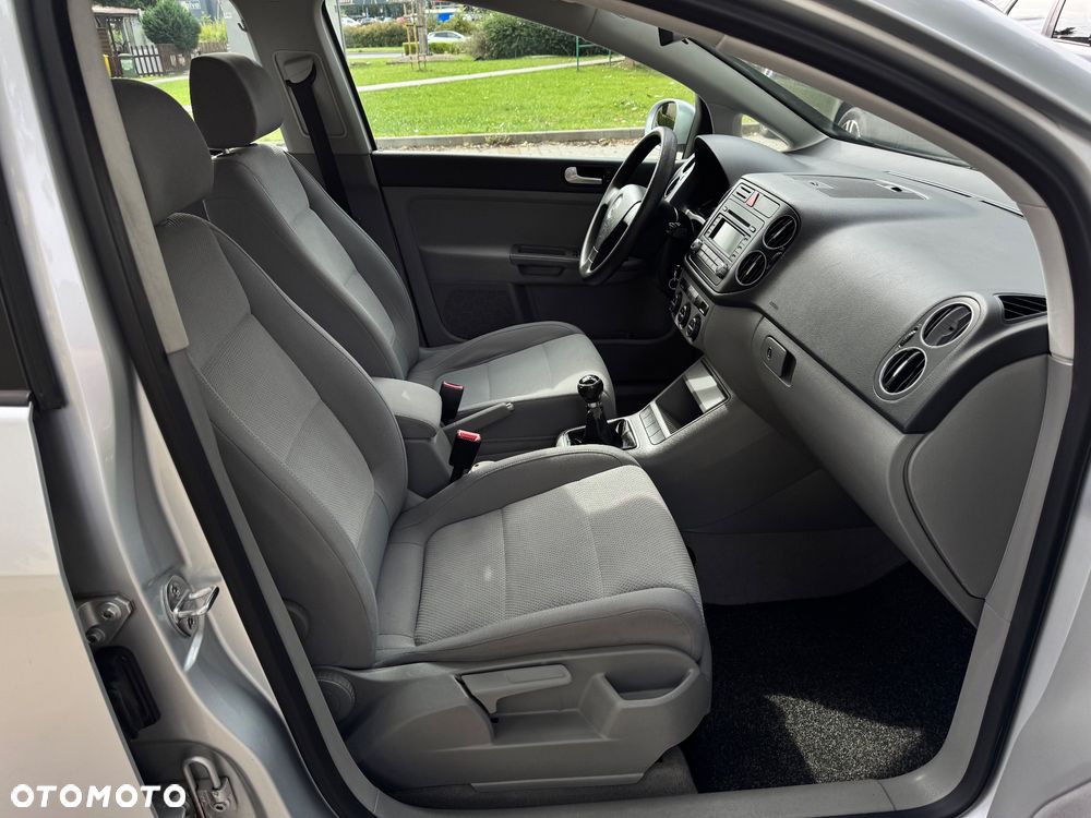 Volkswagen Golf Plus 1.6 FSI Comfortline - 7