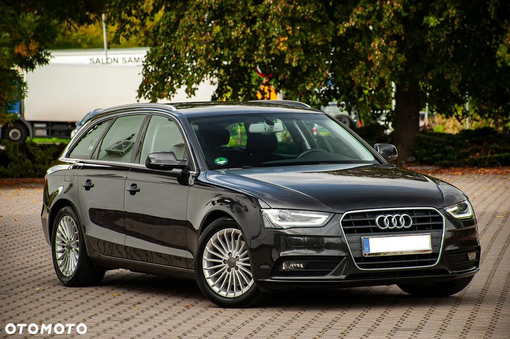 Audi A4 Avant 2.0 TDI DPF clean diesel Ambiente - 12
