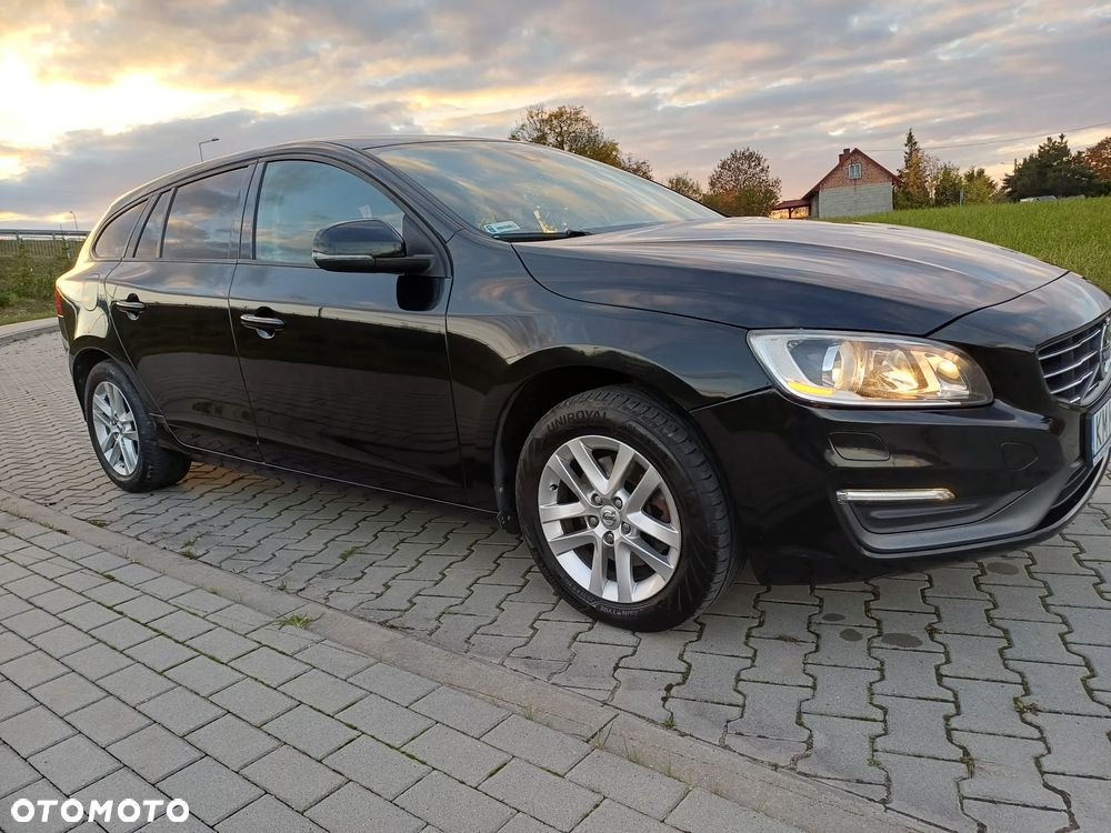 Volvo V60 D3 Kinetic - 4