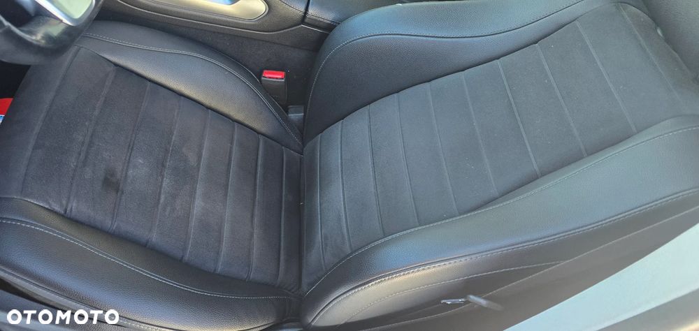 Mercedes-Benz GLE - 33