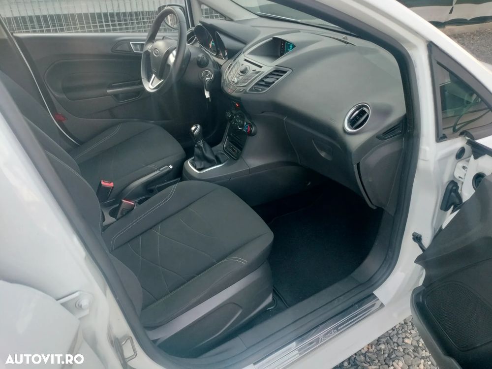 Ford Fiesta - 7