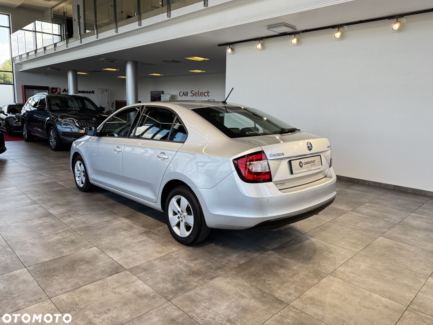 Skoda RAPID - 7