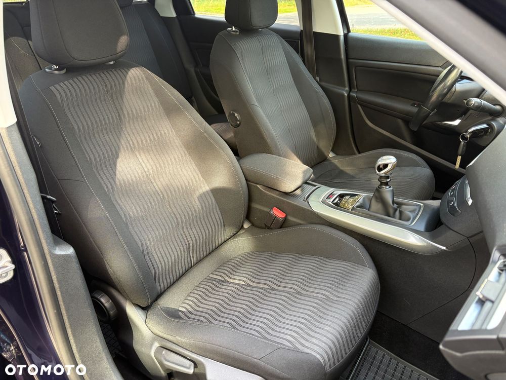 Peugeot 308 BlueHDi 150 Stop & Start Business-Line - 29