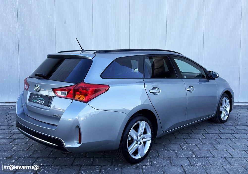 Toyota Auris Touring Sports 1.4 D-4D Com+P.Sport - 4