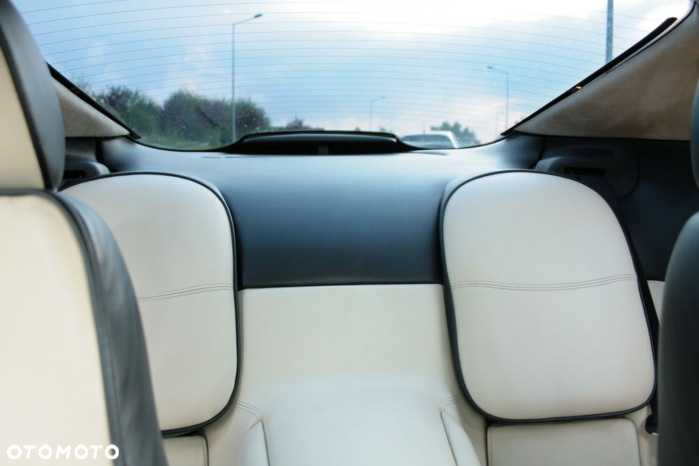 Aston Martin DB7 - 12