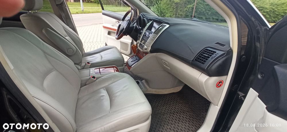Lexus RX - 16
