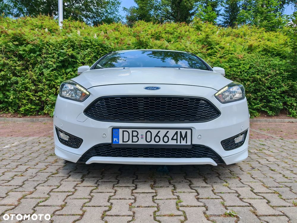 Ford Focus 1.5 EcoBoost ST-Line - 11