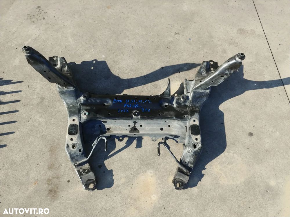 jug cadru motor 2.0 d bmw seria 1 f40 f45 2022  6872729-05 - 1