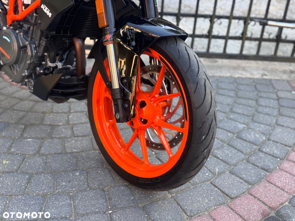 KTM Duke - 22