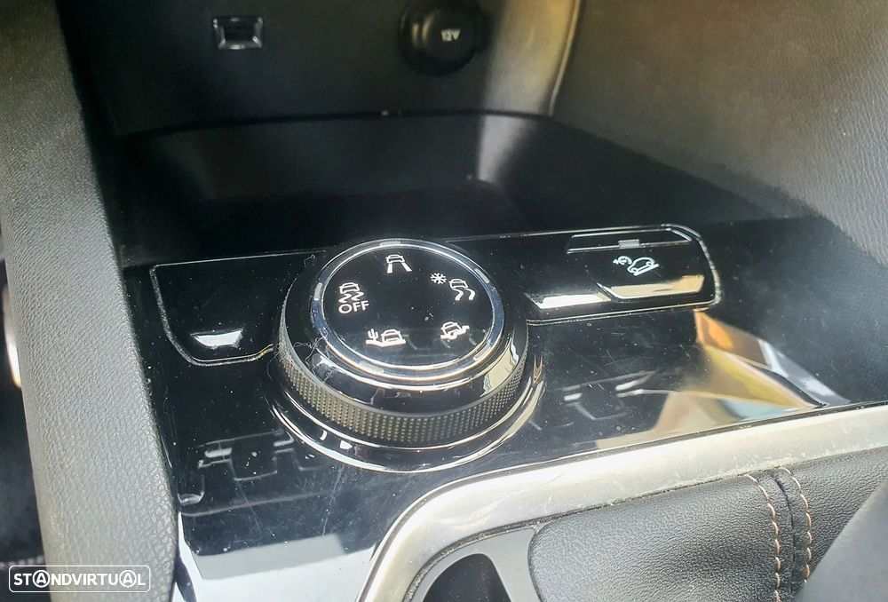 Peugeot 5008 1.5 BlueHDi GT - 20