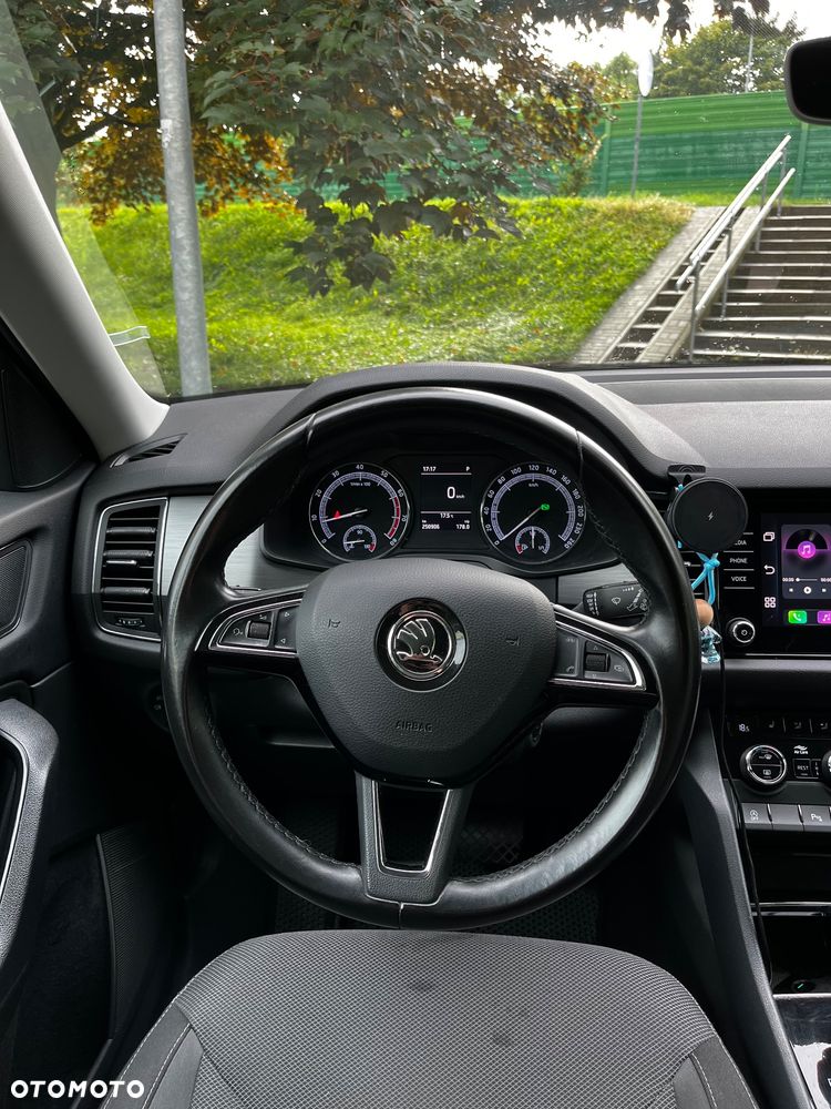 Skoda Kodiaq 2.0 TSI 4x4 Ambition DSG - 9