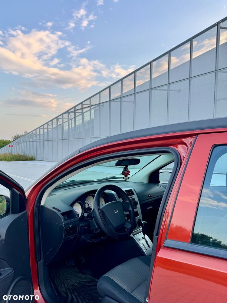 Dodge Caliber - 7