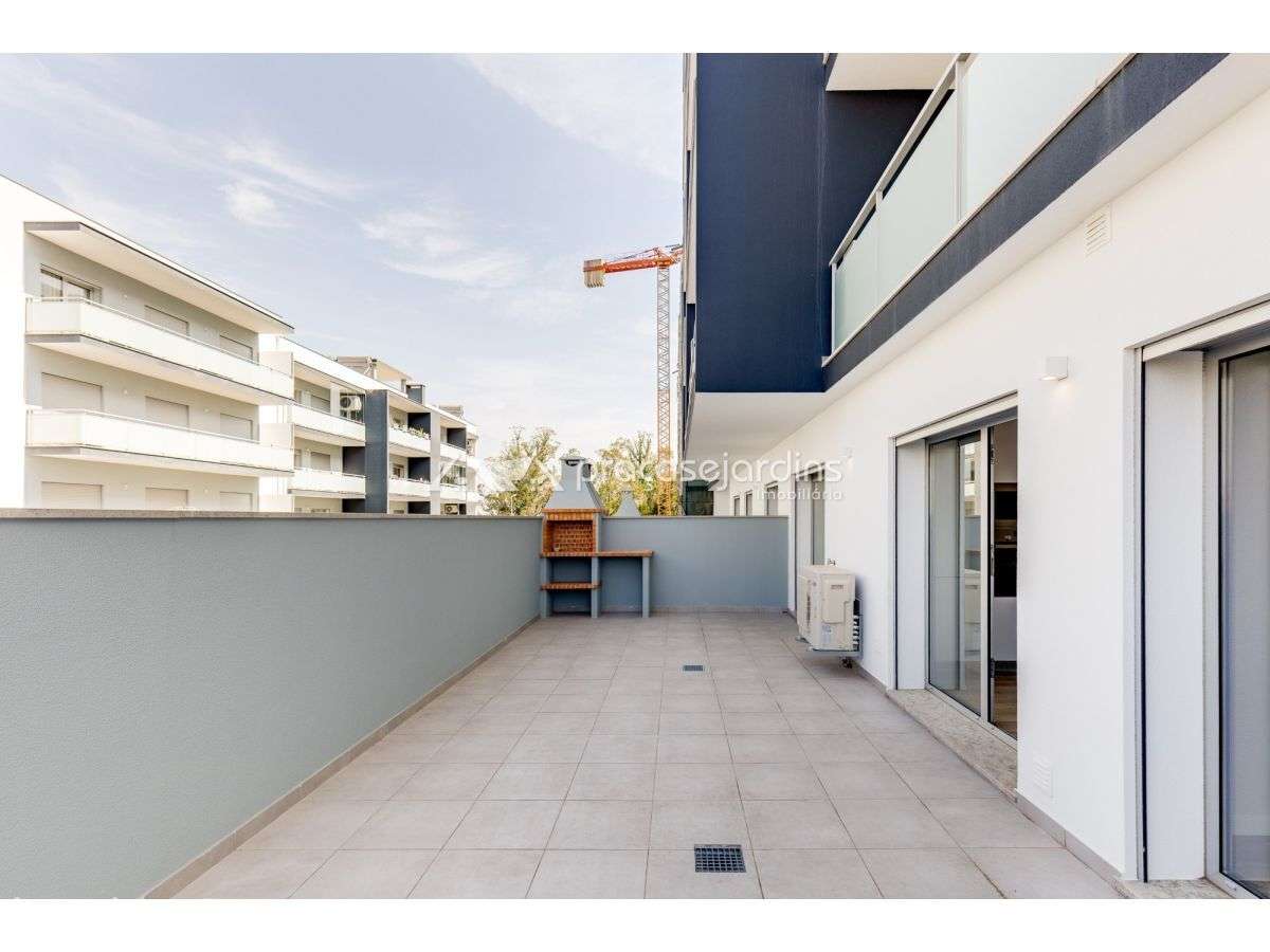 Apartamento T2 Novo | Terraço | Box | Marrazes – Leiria - Grande imagem: 2/26