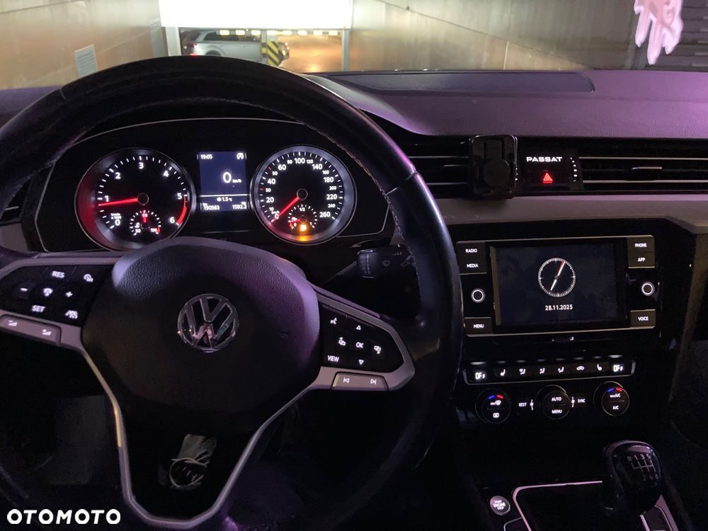 Volkswagen Passat 2.0 TDI EVO Business - 8