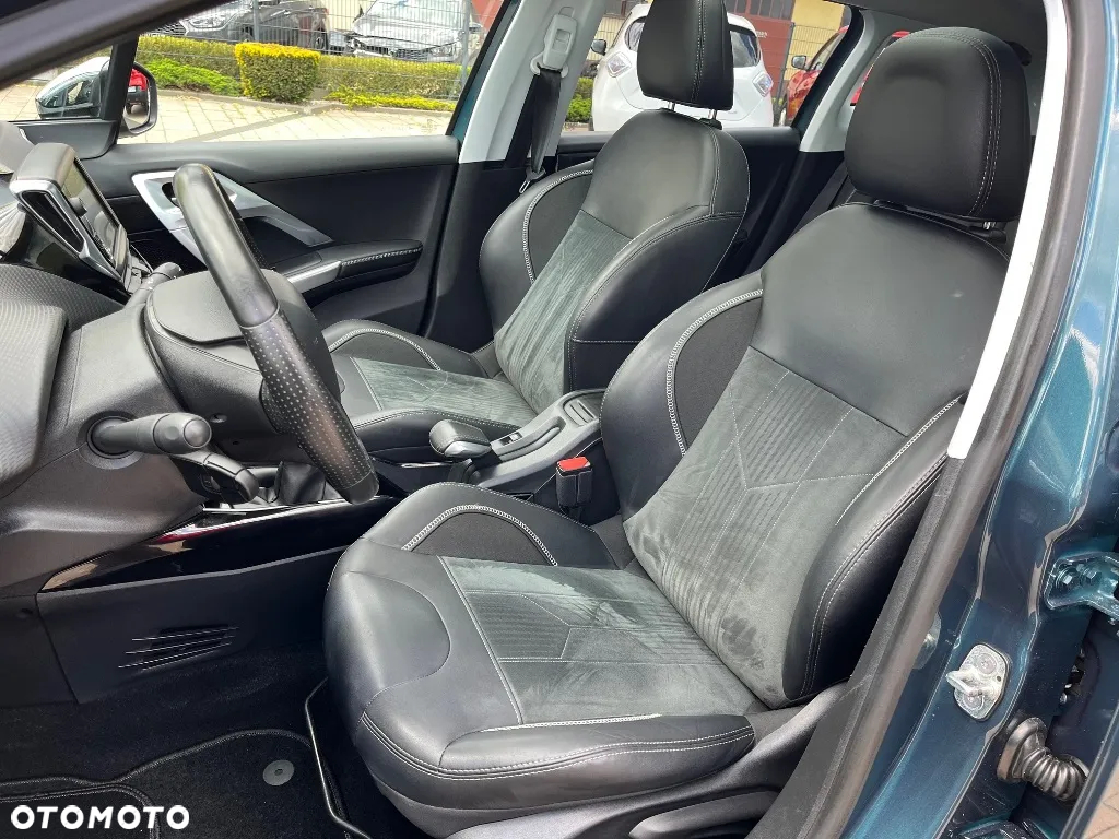 Peugeot 2008 1.2 Pure Tech Crossway S&S - 12