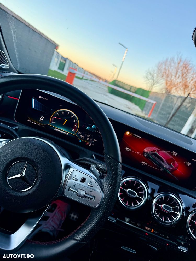 Mercedes-Benz CLA 35 AMG 4MATIC Coupe - 12