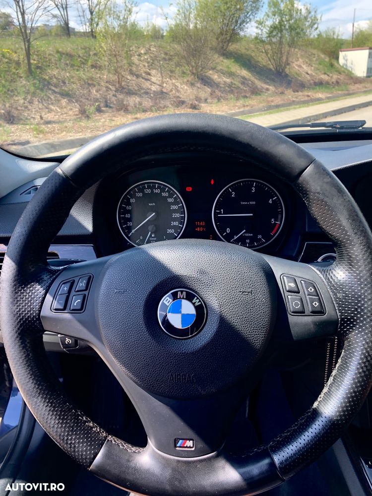 BMW Seria 3 320d DPF Edition Sport - 22