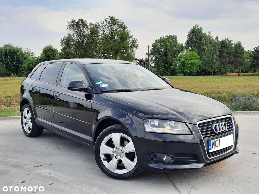 Audi A3 Sportback 2.0 TDI DPF Attraction - 1