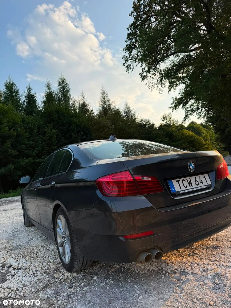 BMW Seria 5 2015 photo 3