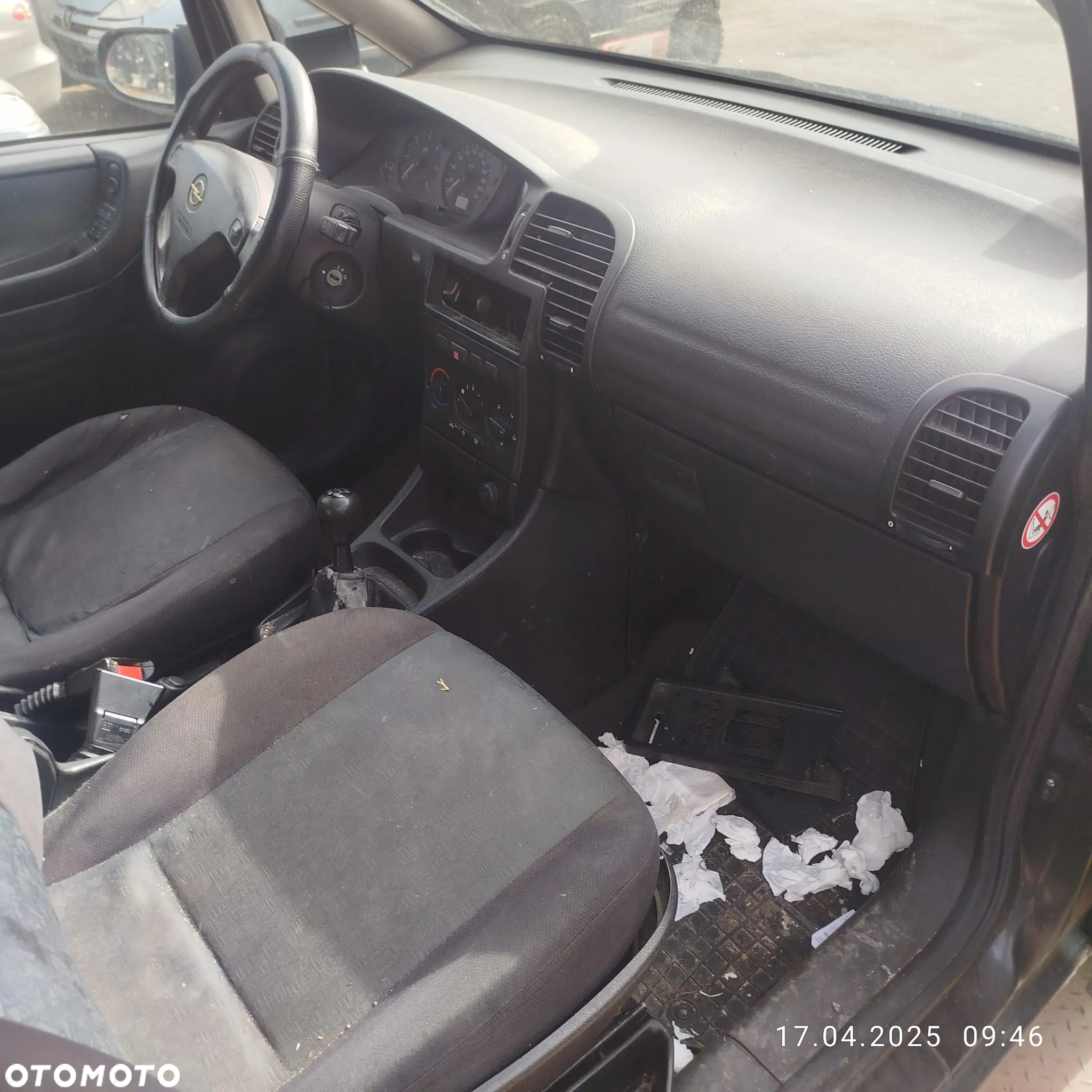 Opel Zafira A na części . - 7