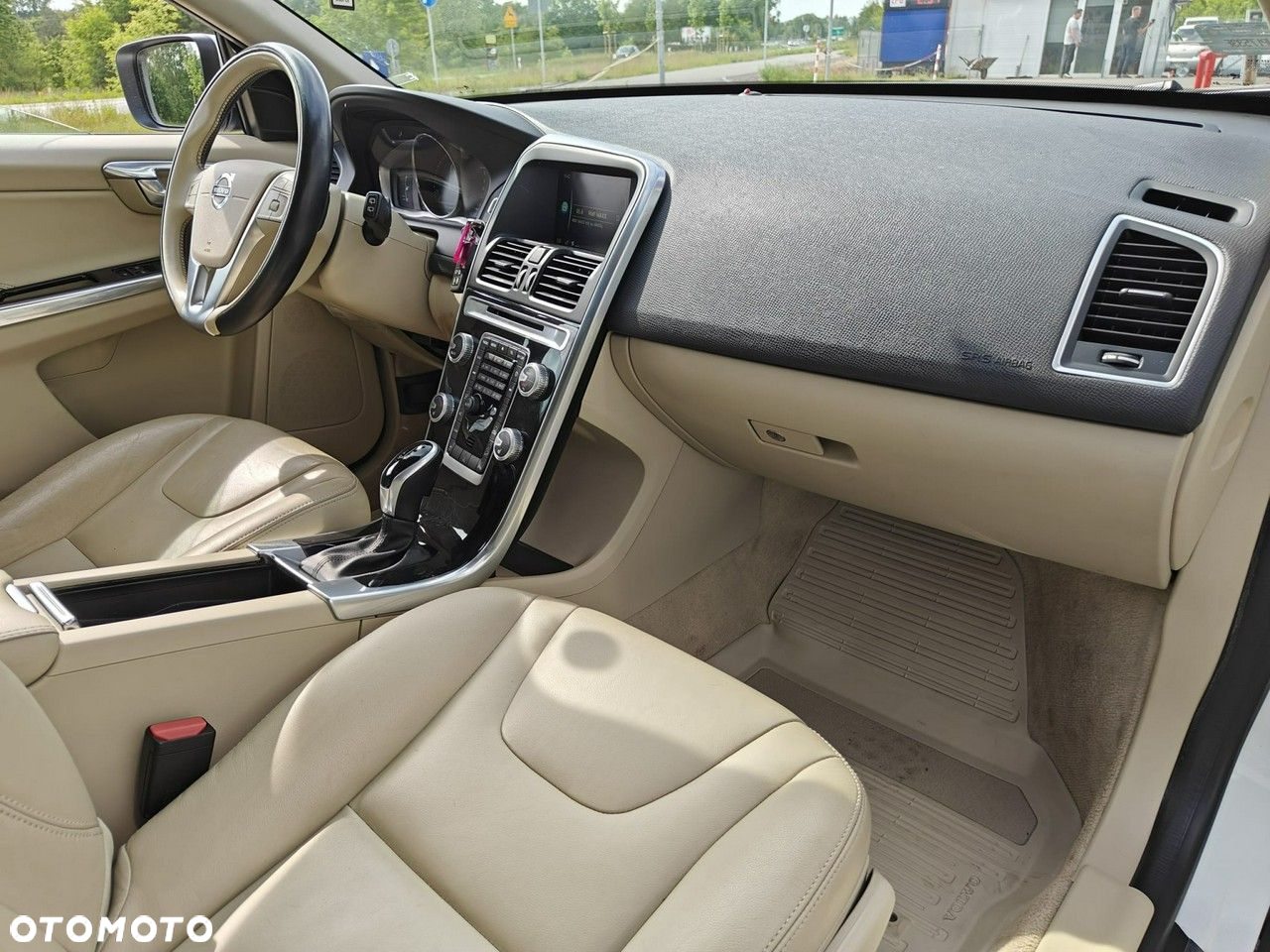 Volvo XC 60 - 14