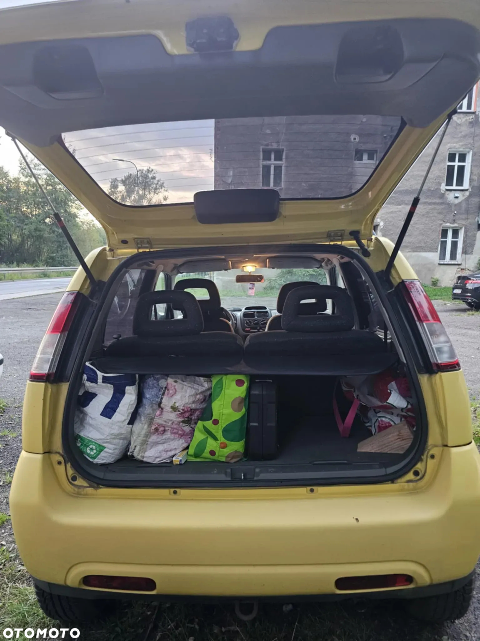 Suzuki Ignis - 10