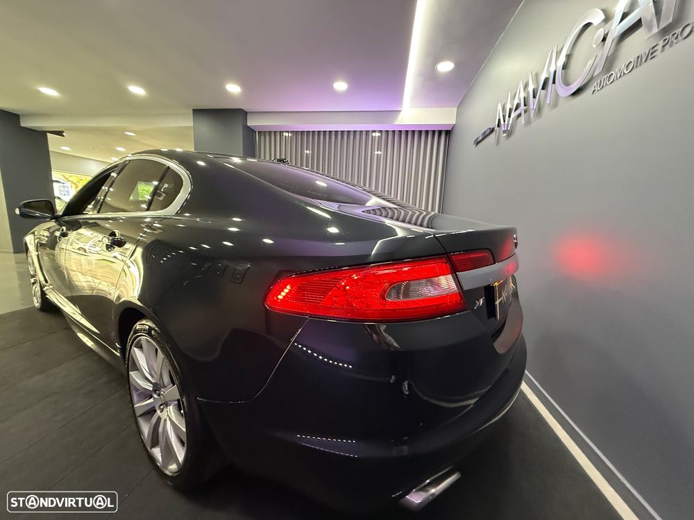 Jaguar XF 2.7 V6 Premium Luxury - 9
