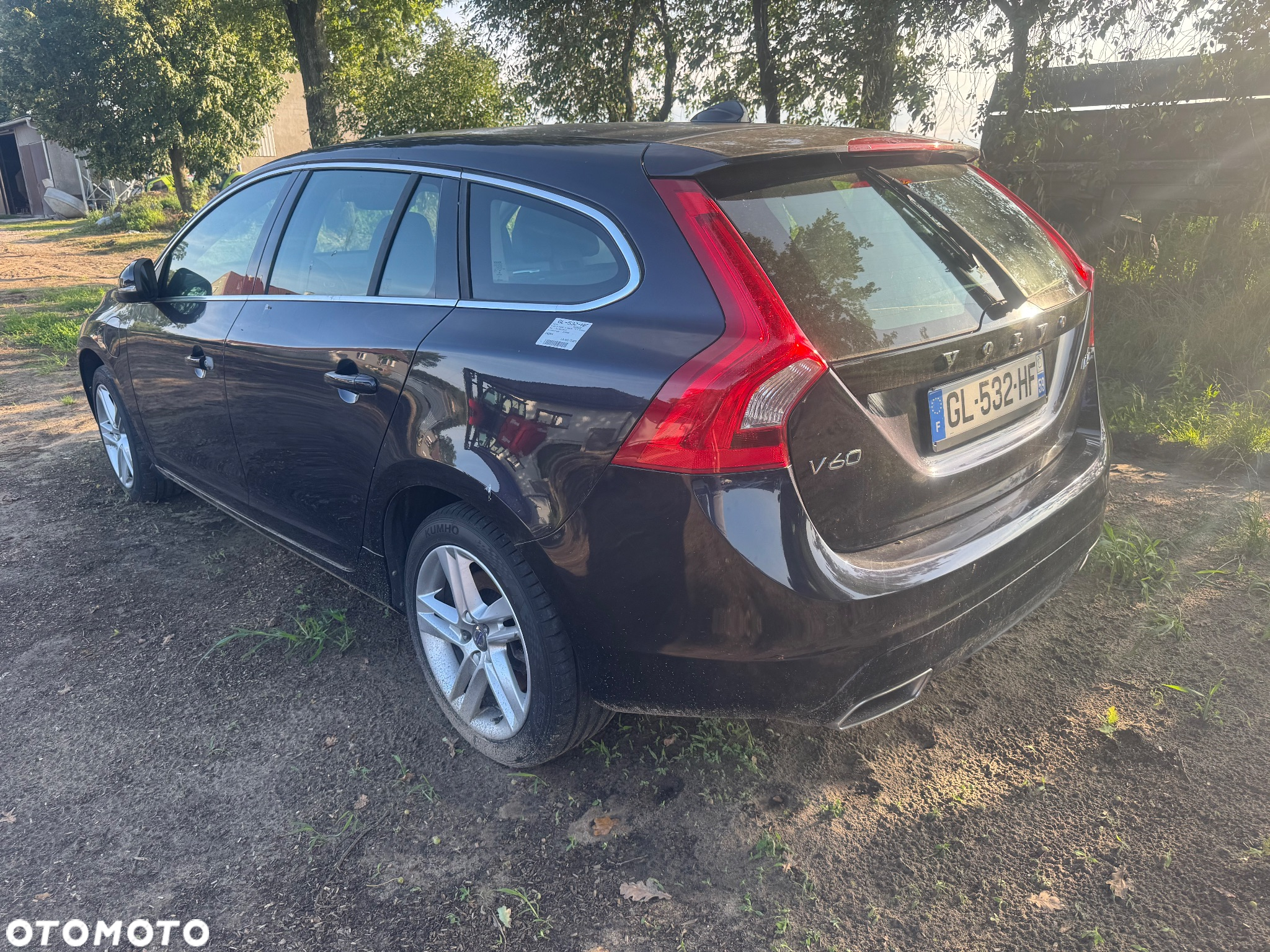 Volvo V60 D6 AWD Plug-in Hybrid Momentum - 5
