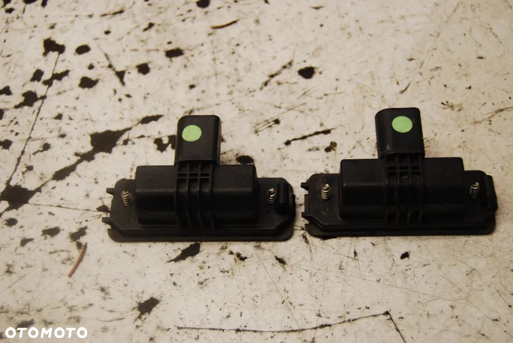 LAMPKI PODŚWIETLENIA TABLICY 1J6943021B LEON II GOLF IV LEON I 1J6943021 - 2