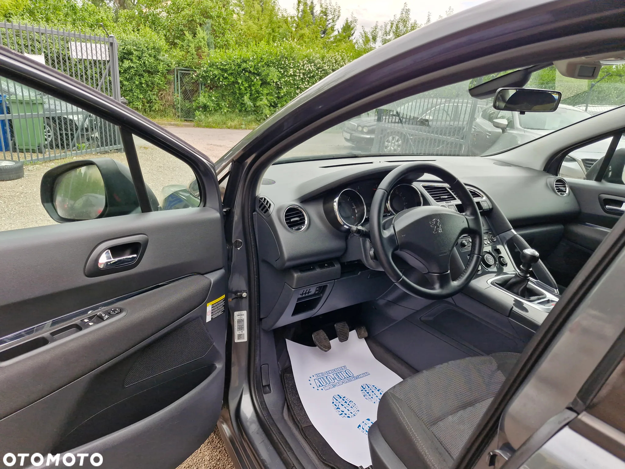 Peugeot 3008 1.6 HDi Trendy - 10