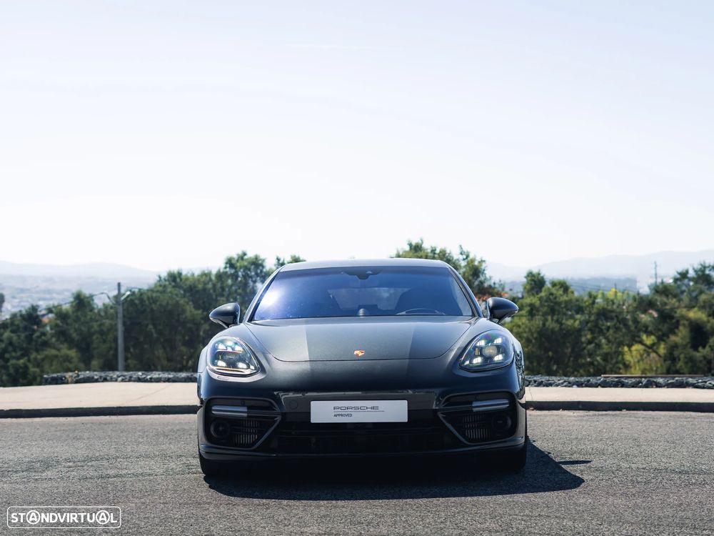 Porsche Panamera Sport Turismo Turbo S E-Hybrid - 11