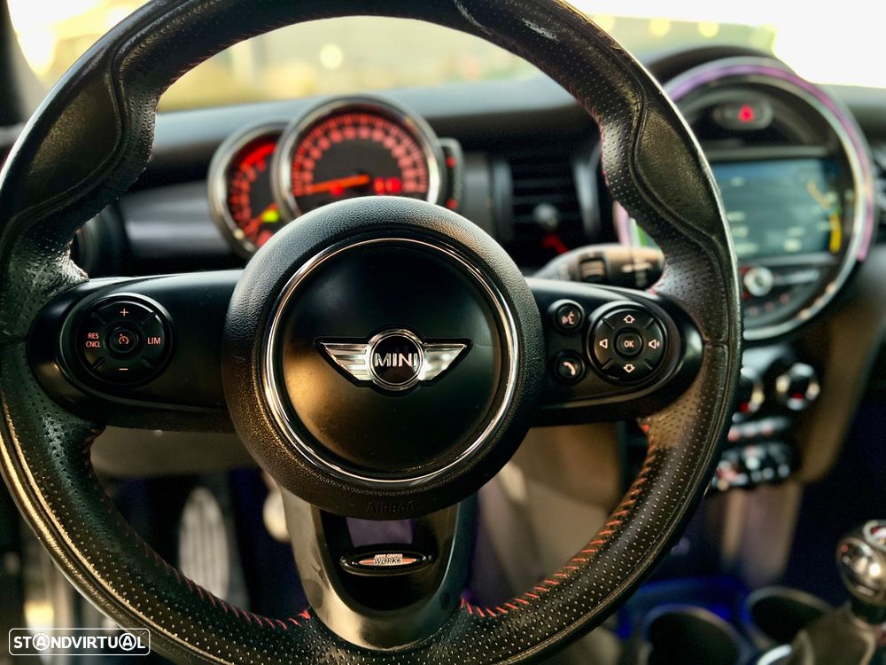 MINI 5 Portas Cooper D - 10