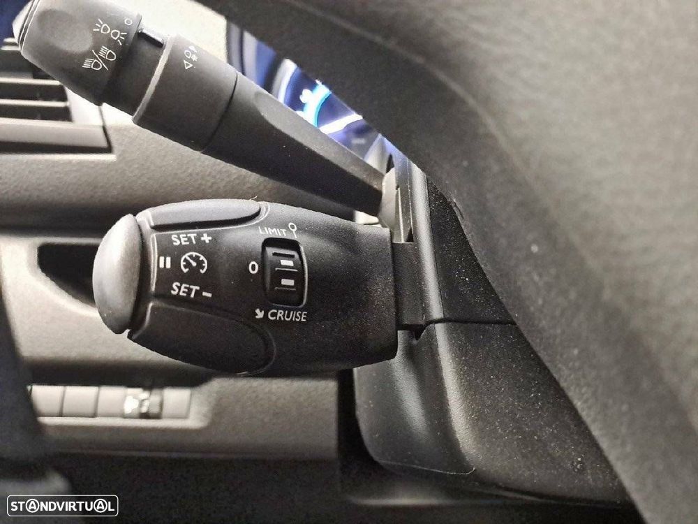 Opel e-Vivaro L2 100 kw+50 kWh Cargo - 16