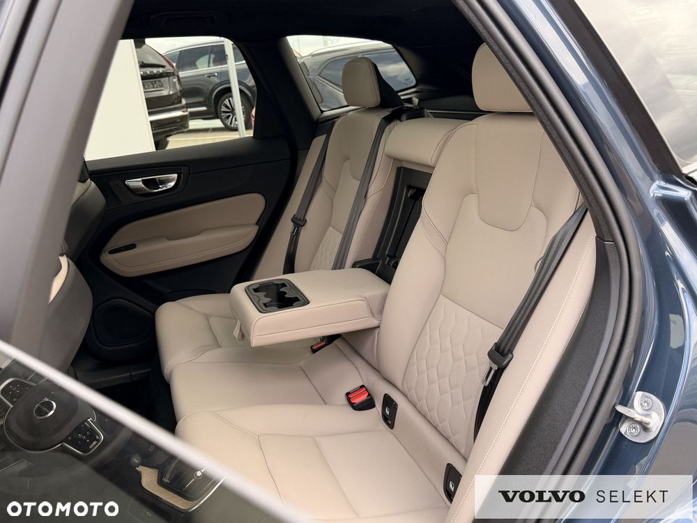 Volvo XC 60 - 25