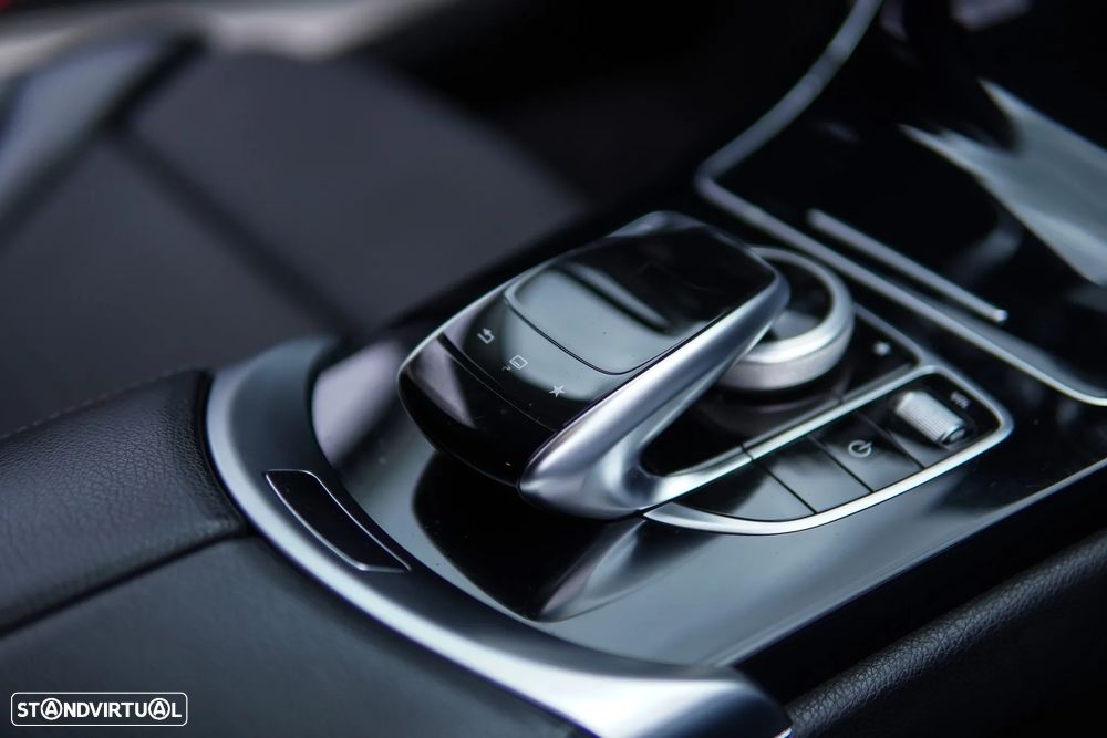 Mercedes-Benz C 300 BlueTEC Hybrid Avantgarde + - 43