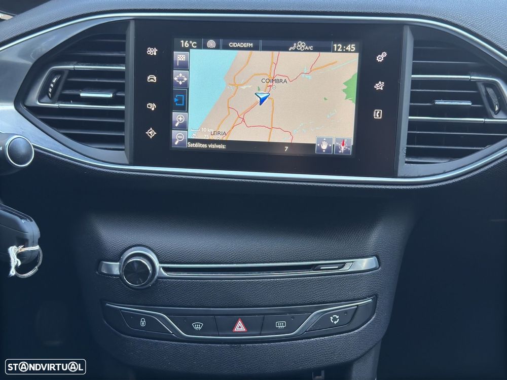 Peugeot 308 1.6 BlueHDi Allure - 16