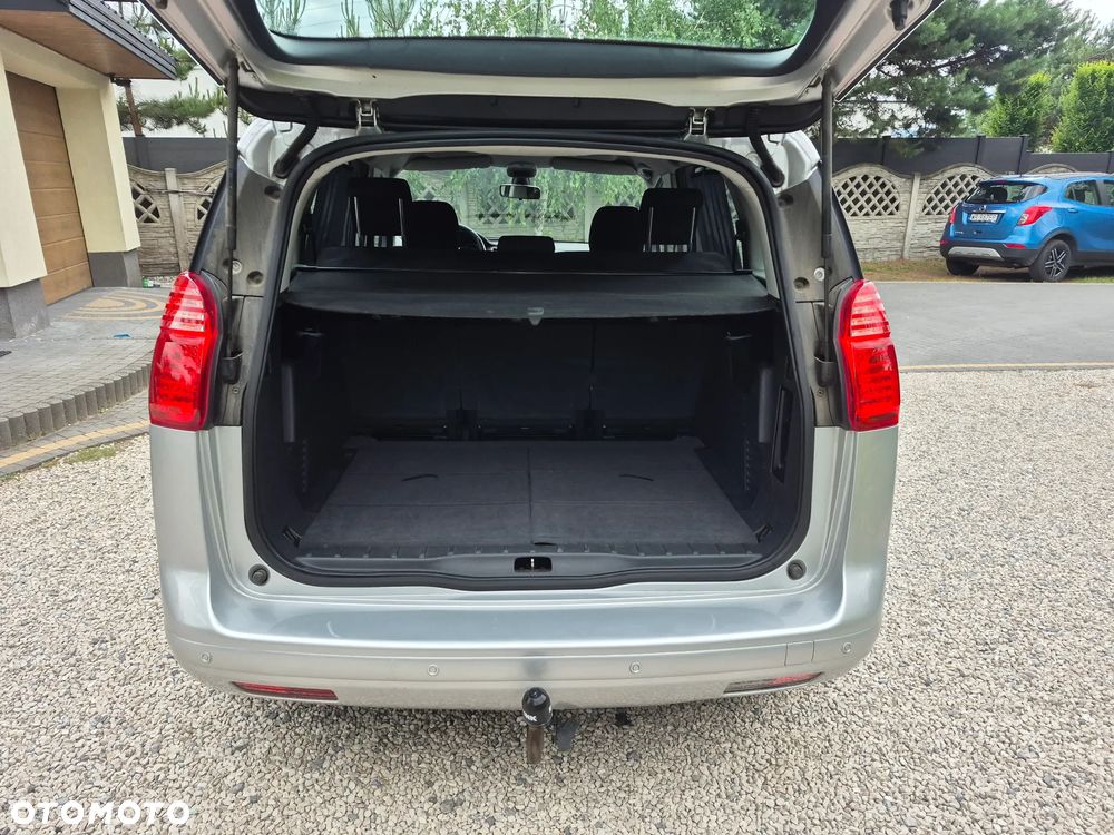 Peugeot 5008 HDI FAP 150 Family Plus - 13